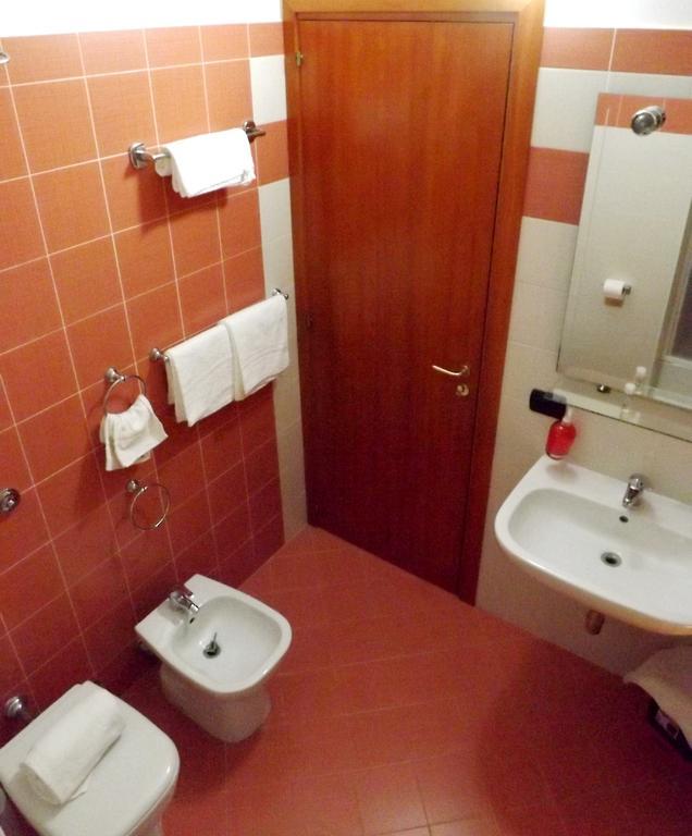 Bed & Breakfast La Villetta Ботричелло Номер фото